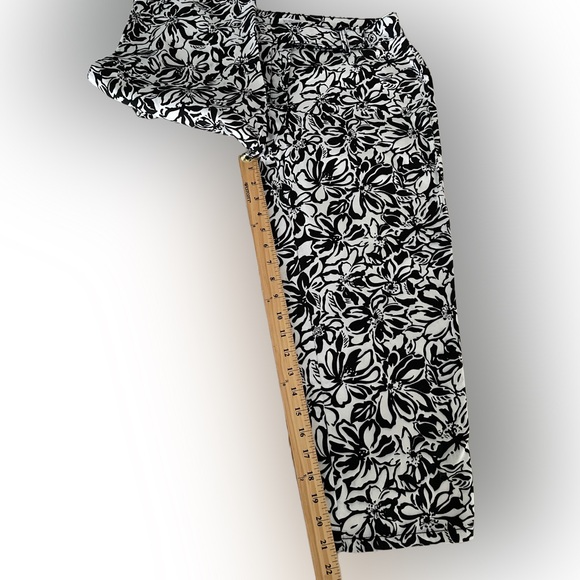 Worthington Stretch White Black Women's Cropped Pants Size:10P - Picture 3 of 6